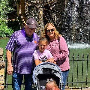 Meet your Posher, Peggy